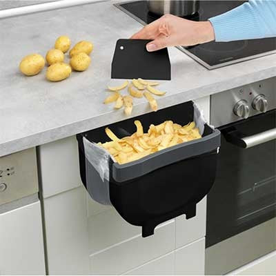 Black Outdoor Kitchen