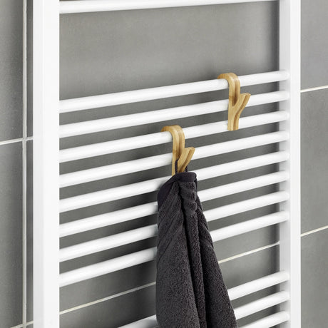 handdoekhaakjes-radiator-badkamer