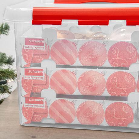 hoe-berg-je-kerstballen-op-soclever
